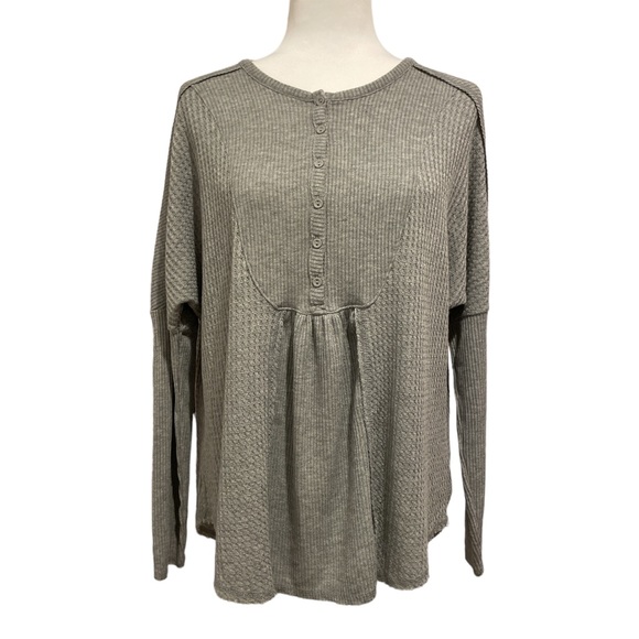 GIBSONLOOK Nordstrom Mixed Rib Waffle Knit Henley Top - NWT Grey - Picture 2 of 3